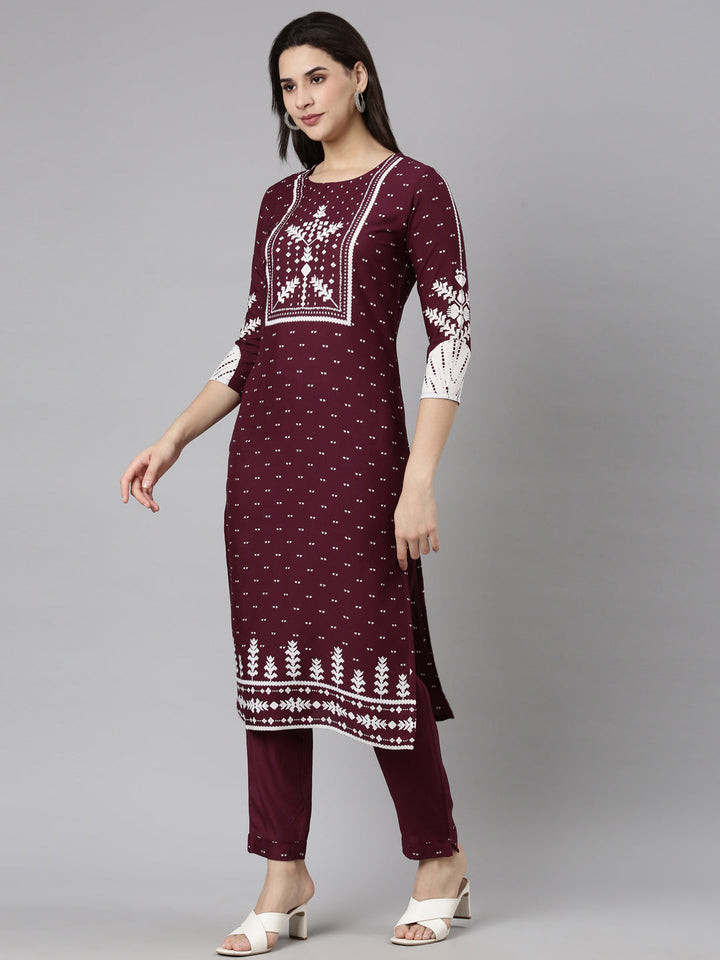 Neerus Purple printed floral straight suit set - back view