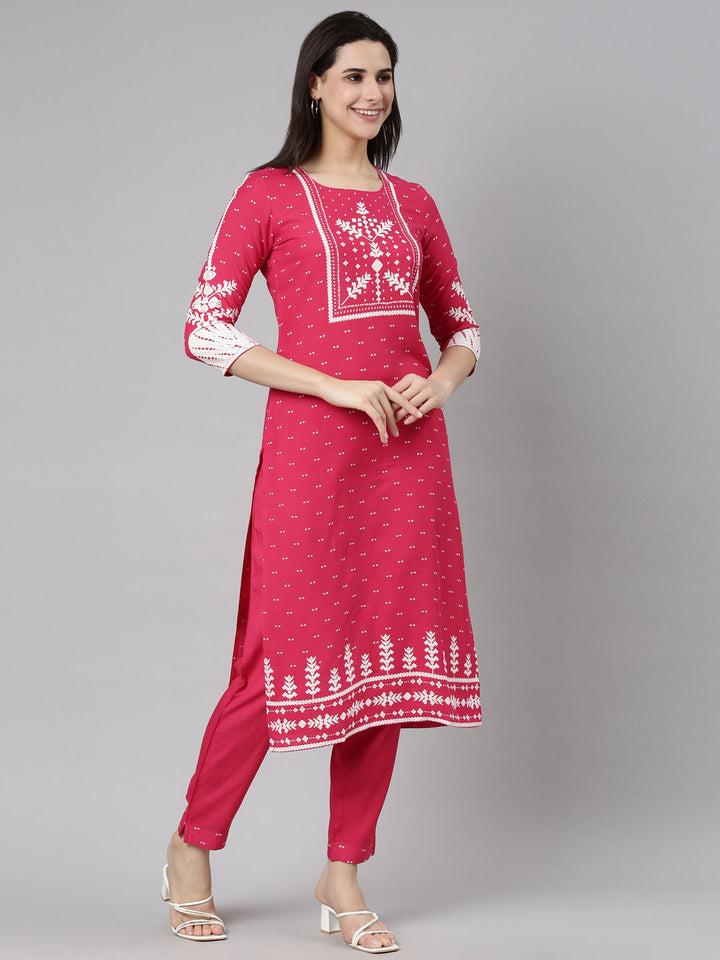 Neerus Pink printed floral suit set straight kurta with trouser and dupatta - back view