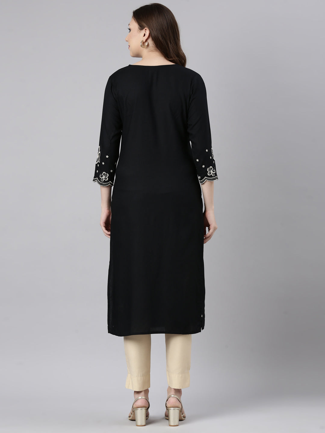 Neerus Black floral printed panelled kurti - side view