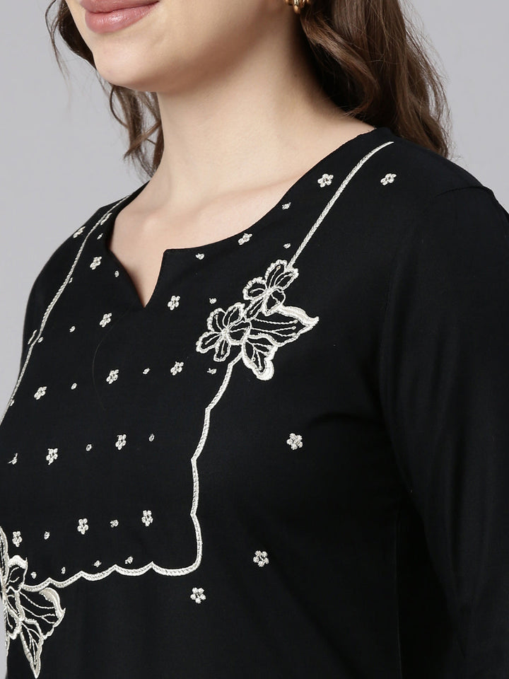 Neerus Black floral printed panelled kurti - detail view 1
