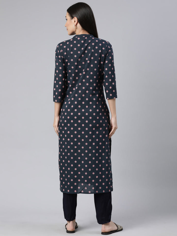 Neerus Pink cotton printed floral straight kurti - side view