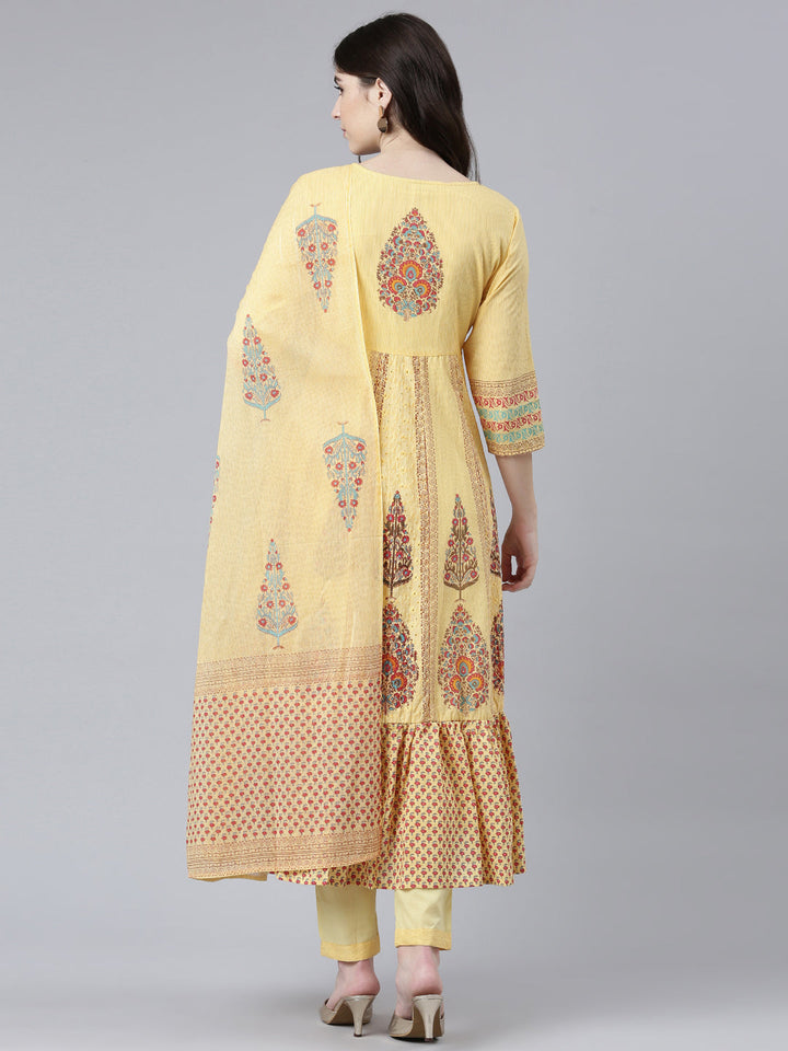 Neerus Yellow cotton printed kurta set with trouser and dupatta - side view