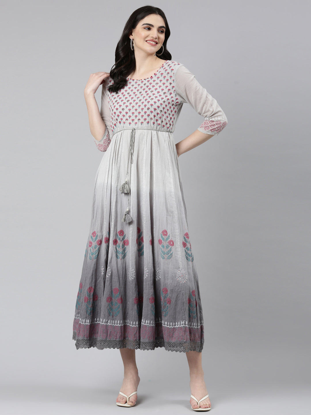 Neerus Grey cotton printed straight dress - detail view 2