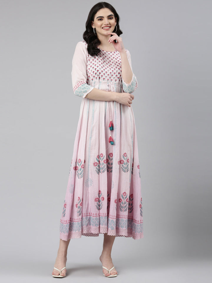 Neerus Purple cotton printed straight dress - detail view 2