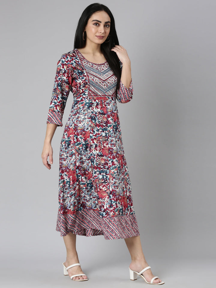 Neerus Maroon rayon printed straight kurta - detail view 5