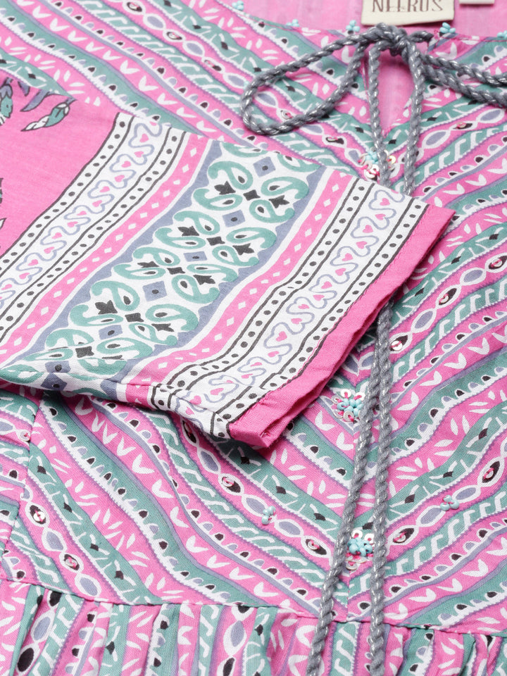 Neerus Pink cotton printed maxi dress - detail view 1