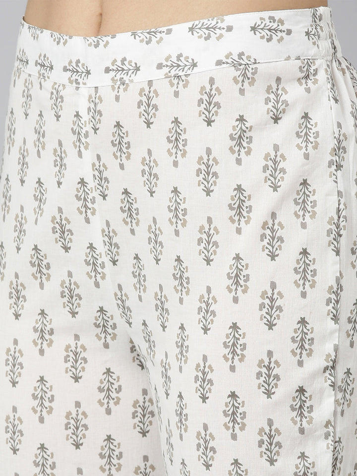 Neerus Lavender Regular Straight Printed Kurta and Trousers With Dupatta