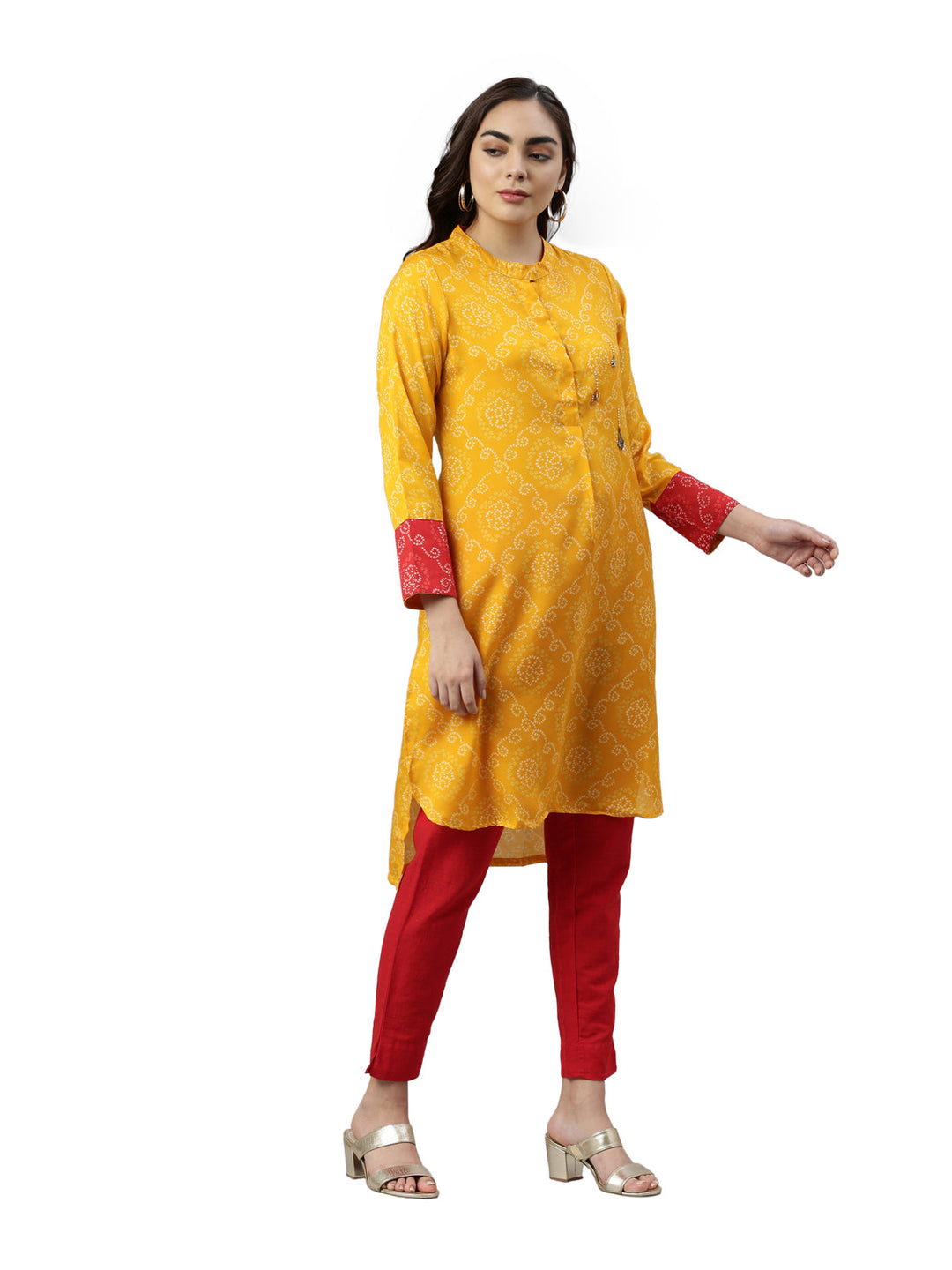 Neerus Yellow muslin solid kurta - detail view 1