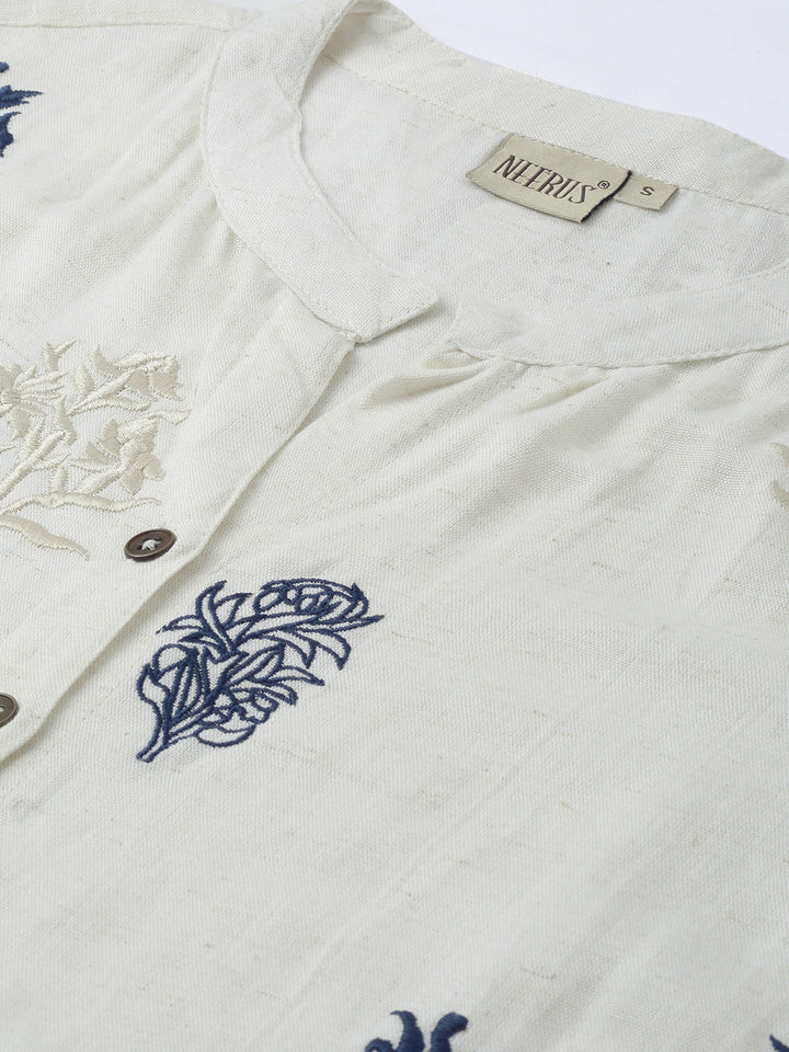 Neerus White cotton printed straight kurta - back view