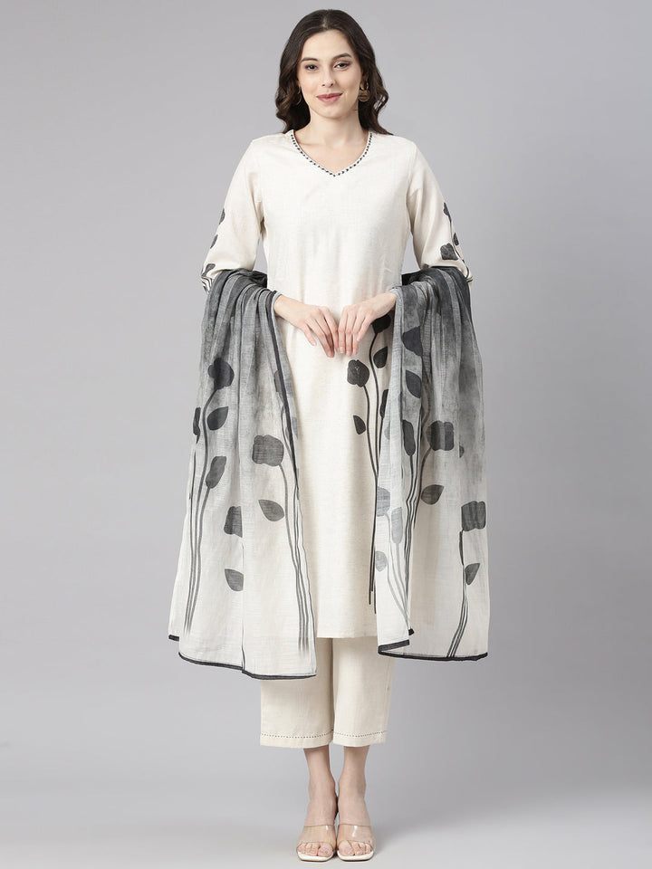 Neerus Off White Solid Straight Kurta and Trousers With Dupatta