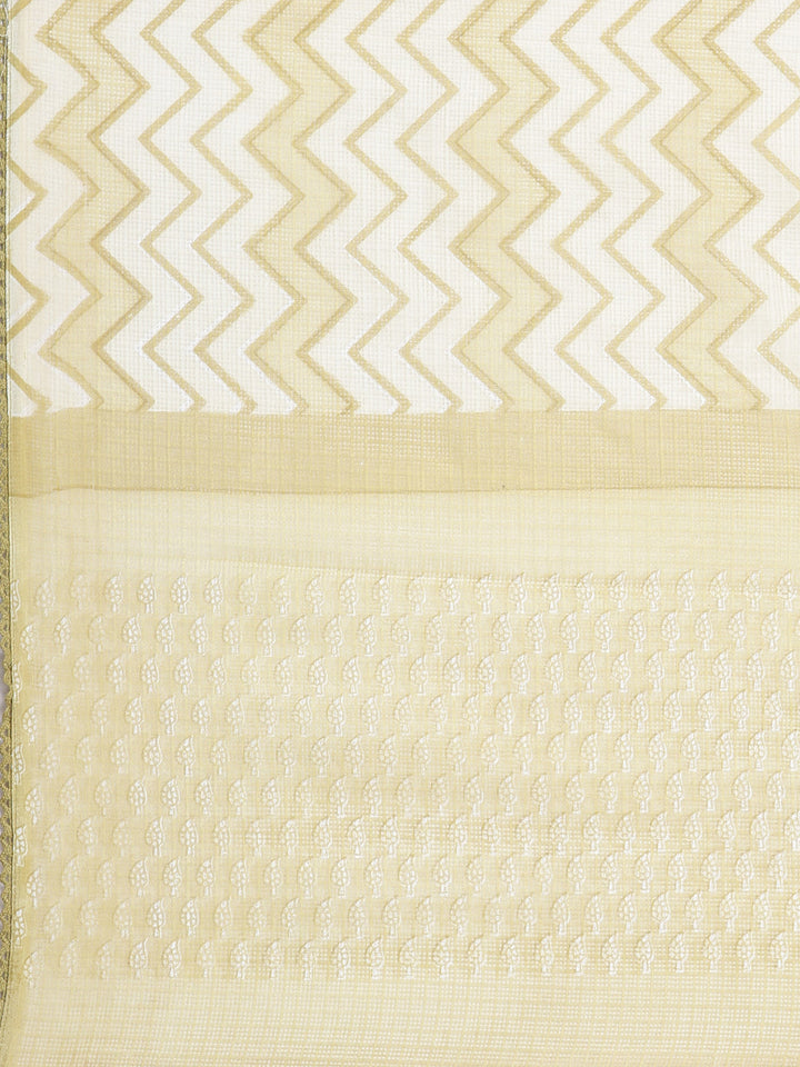 Neerus Green Printed Straight Kurta and Trousers With Dupatta