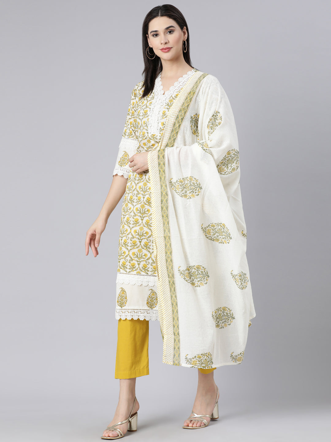 Neerus Yellow cotton printed suit set - detail view 3