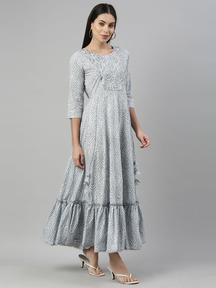 Neerus Grey cotton solid kurta - detail view 1