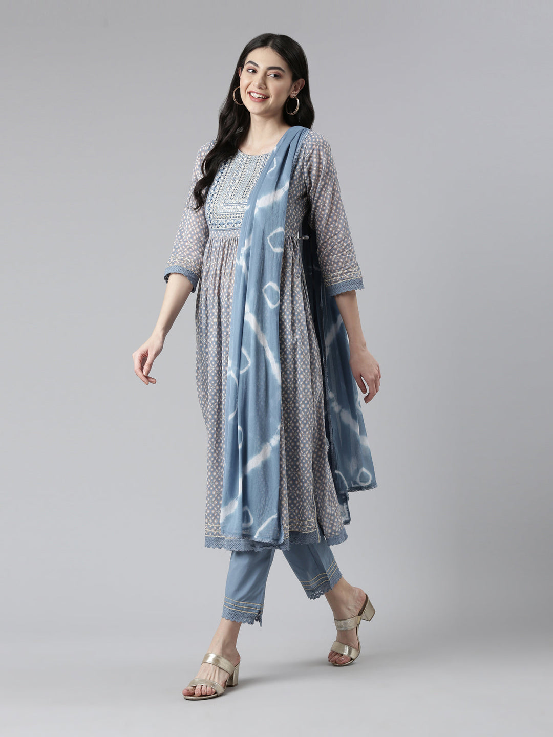 Neerus Multi printed mirror work pleated suit set - detail view 2