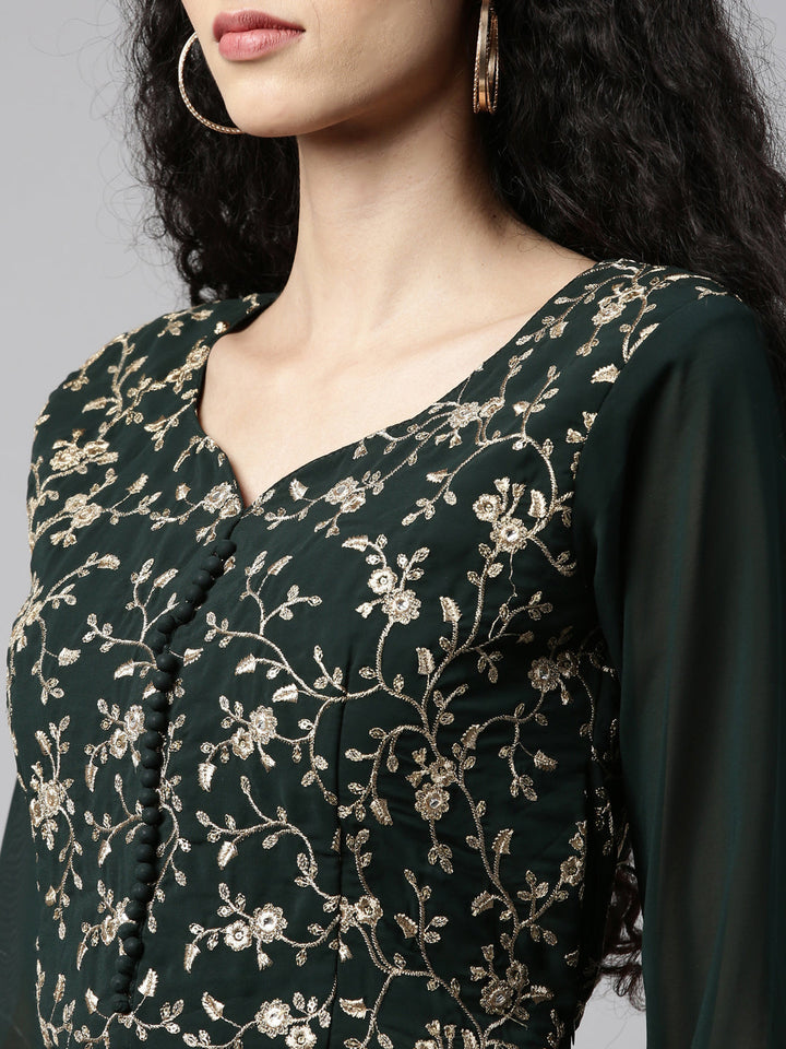 Neerus Green georgette printed kurta set - back view