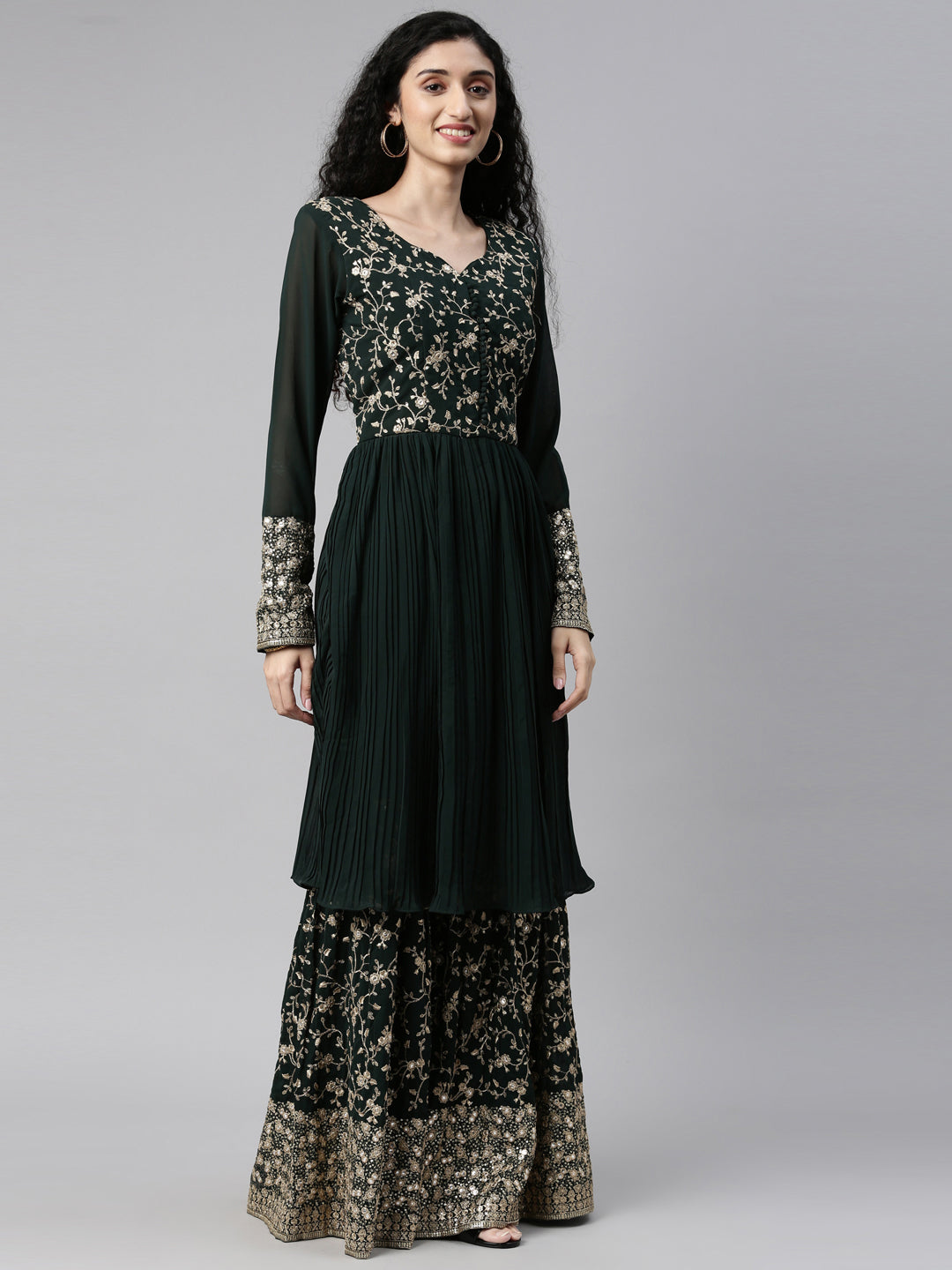 Neerus Green georgette printed kurta set - detail view 5