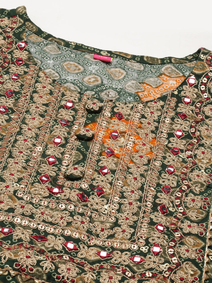 Neerus Green cotton printed straight kurti - detail view 3