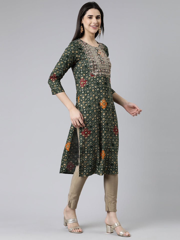 Neerus Green cotton printed straight kurti - back view