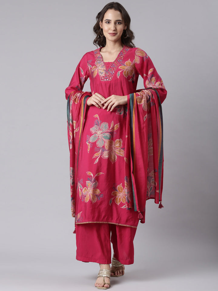 Neerus Pink silk printed suit set - front view