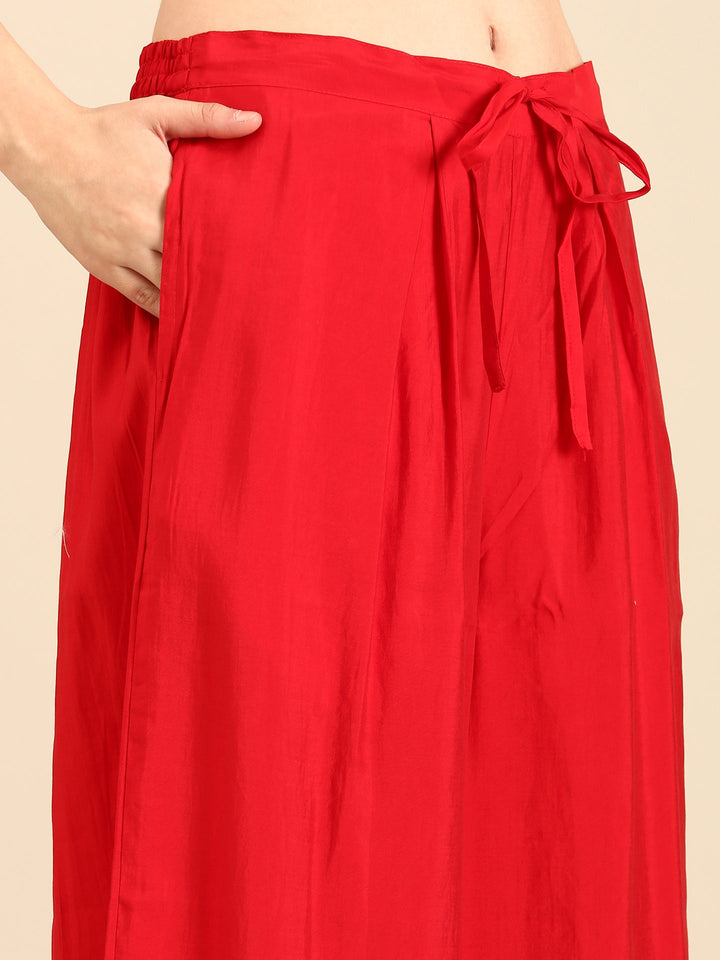 Neerus Red muslin mirror work suit set - detail view 3