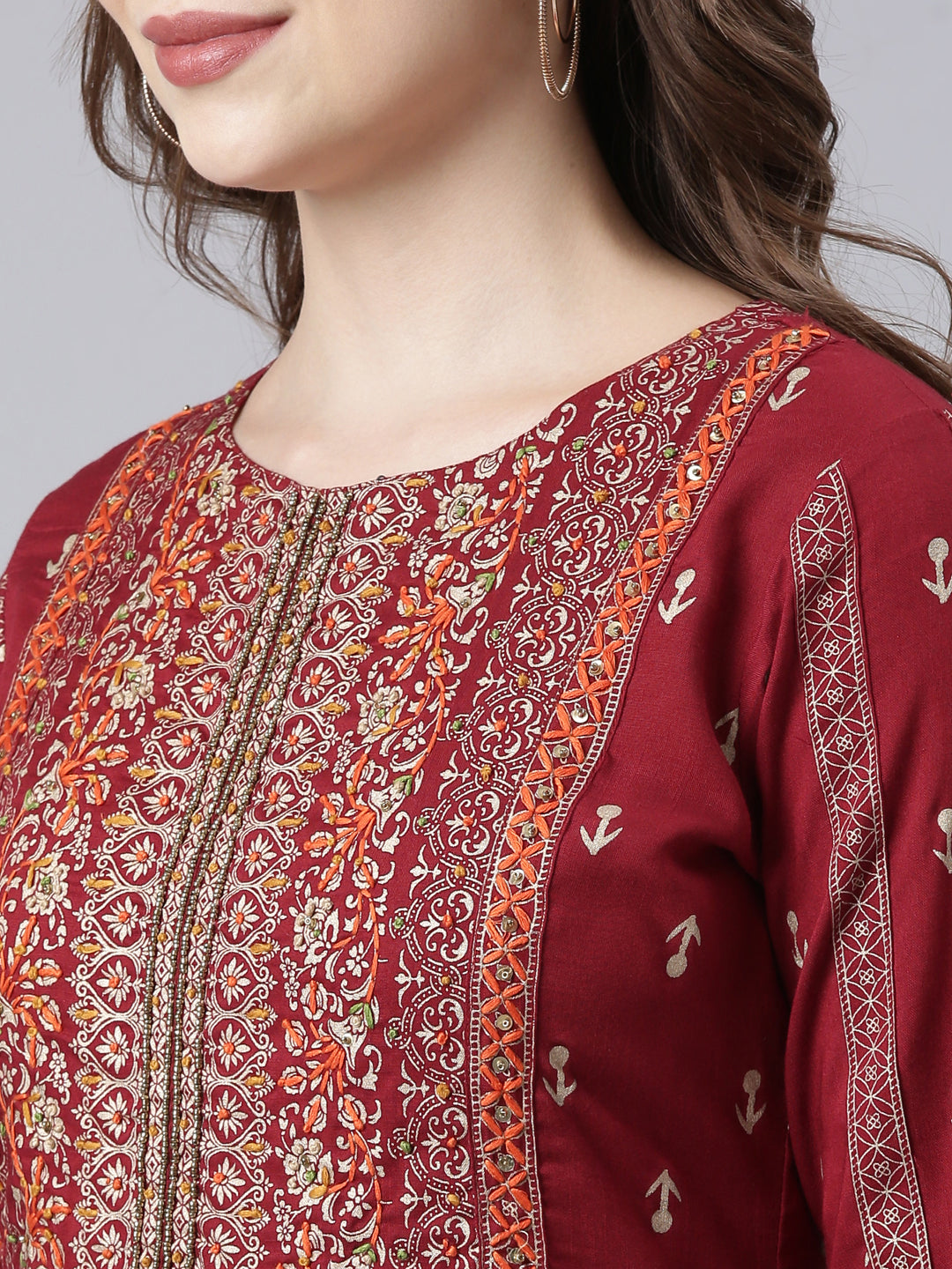 Neerus Maroon printed floral straight kurta - detail view 3