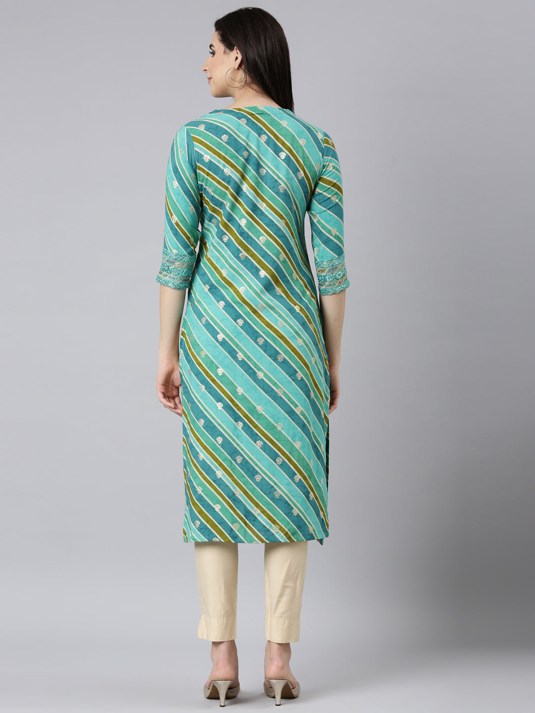 Neerus Green Rayon Printed Straight Kurti - side view