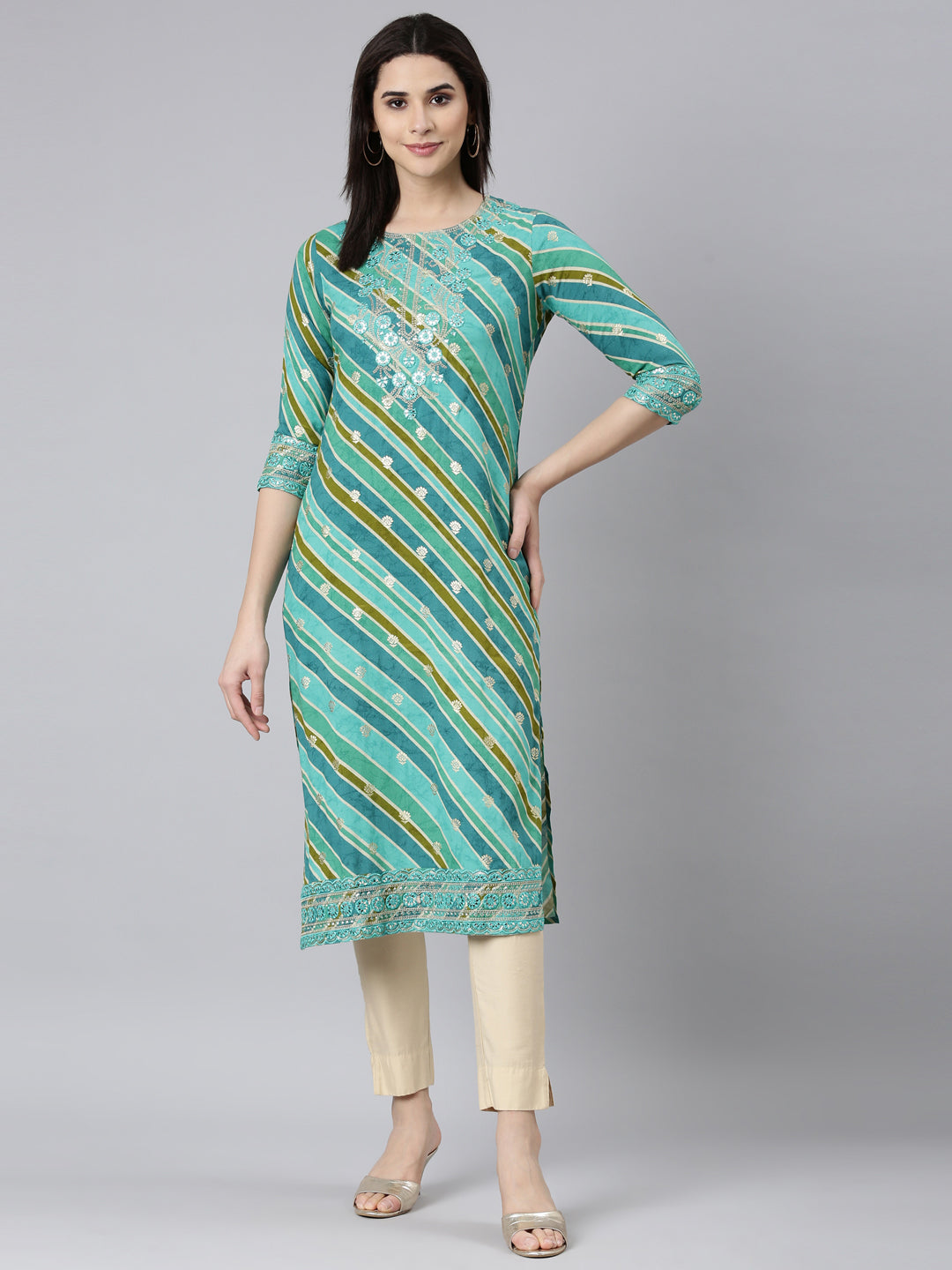 Neerus Green Rayon Printed Straight Kurti - detail view 2