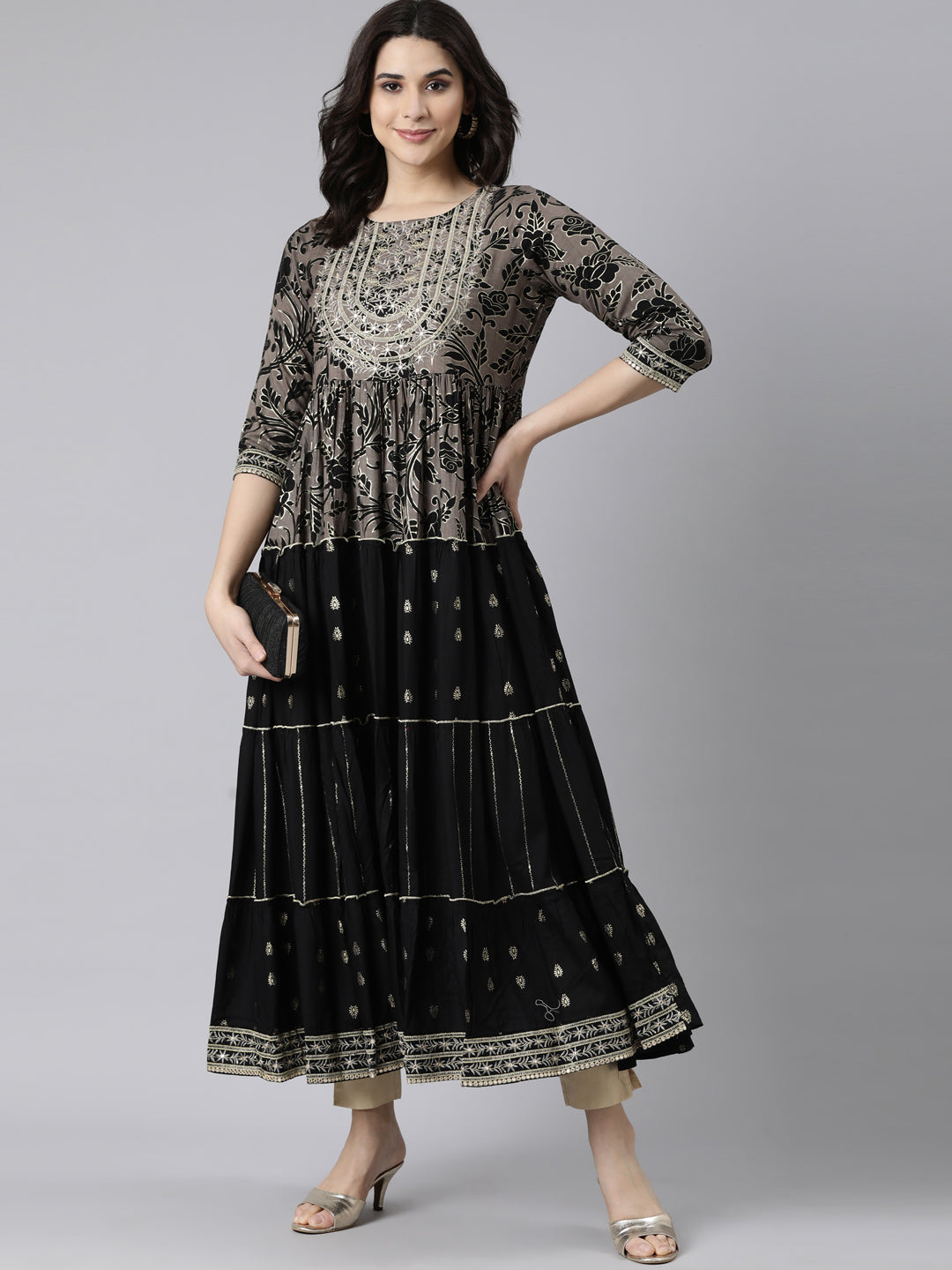 Neerus Black cotton printed floral flared maxi dress - detail view 2