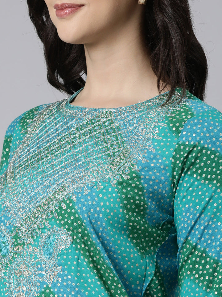 Neerus Blue chevron printed straight kurti - detail view 1