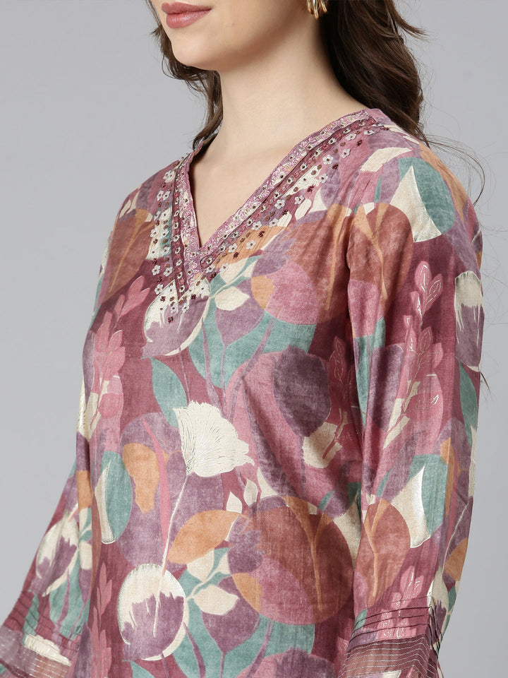 Neerus Pink printed floral suit set - detail view 1