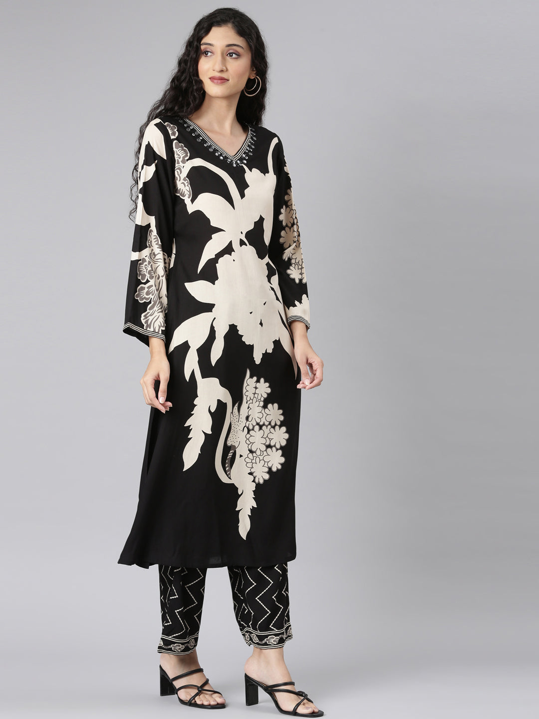 Neerus Black rayon printed kurta set with palazzo - side view