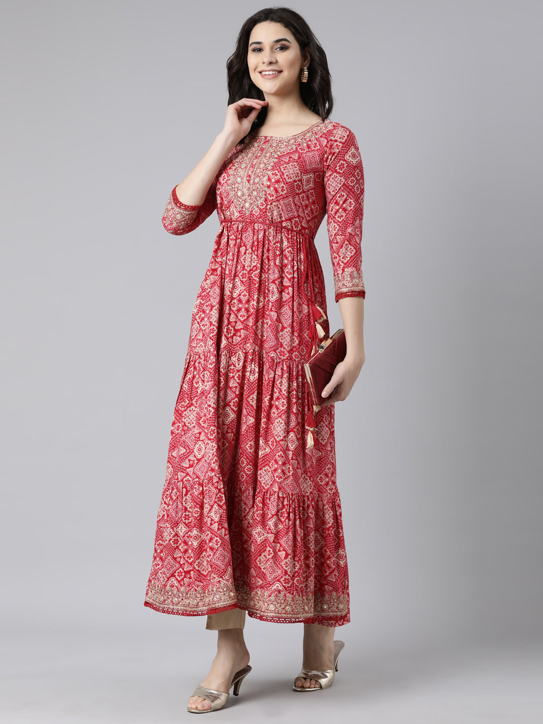 Neerus Pink rayon printed flared dress - detail view 2