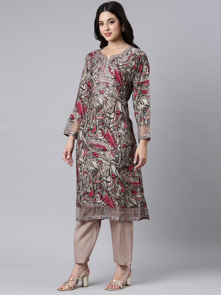Neerus Grey printed paisley suit set - back view
