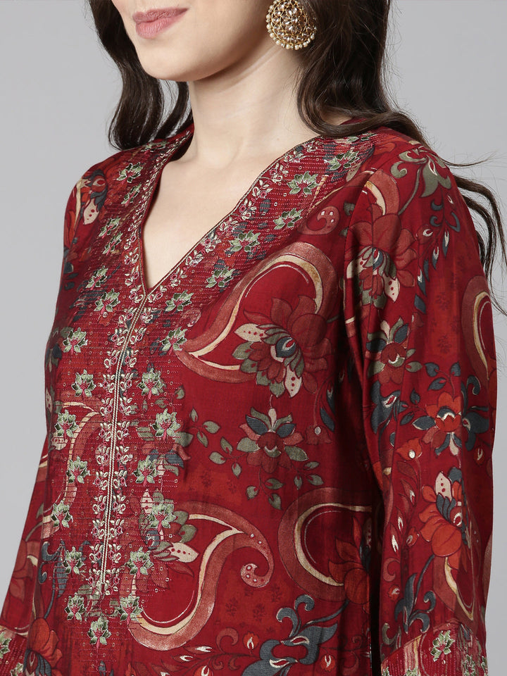 Neerus Maroon Casual Floral Straight Kurta and Trousers With Dupatta