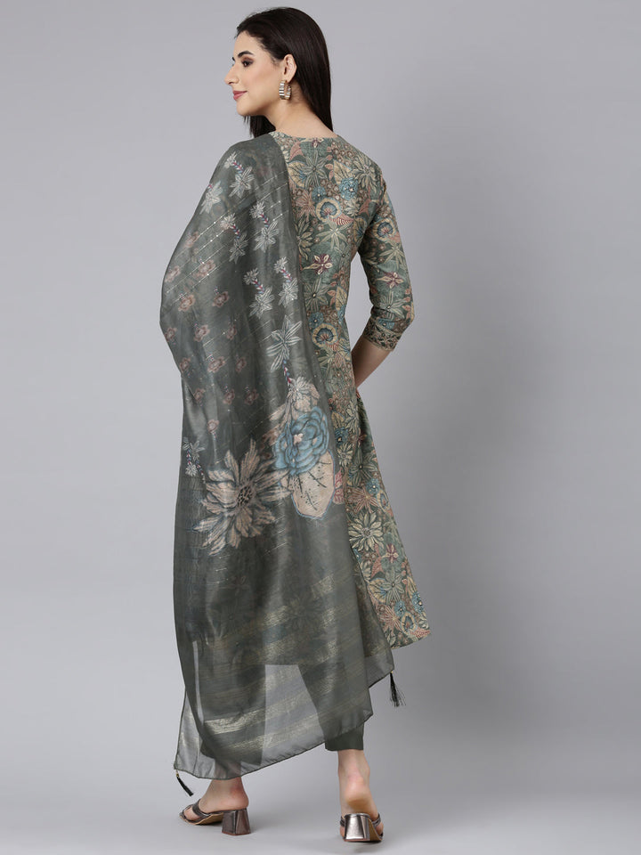 Neerus Green printed floral straight suit set - side view