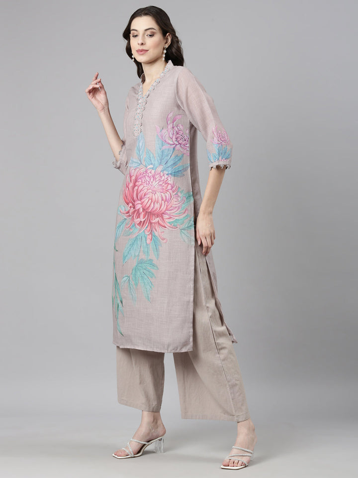 Neerus Grey slub cotton printed suit set - back view