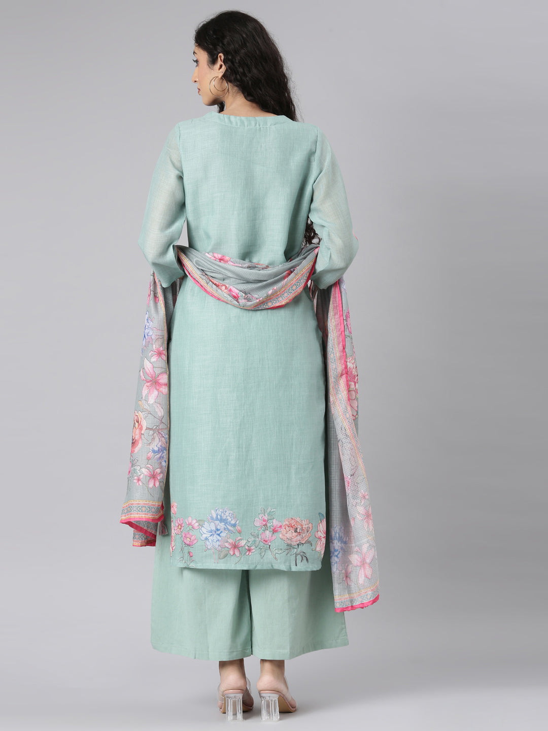 Neerus Green linen printed suit set - detail view 2