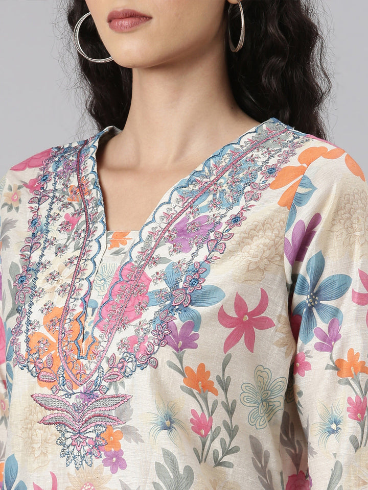 Neerus Multi Chanderi printed floral suit set - detail view 2