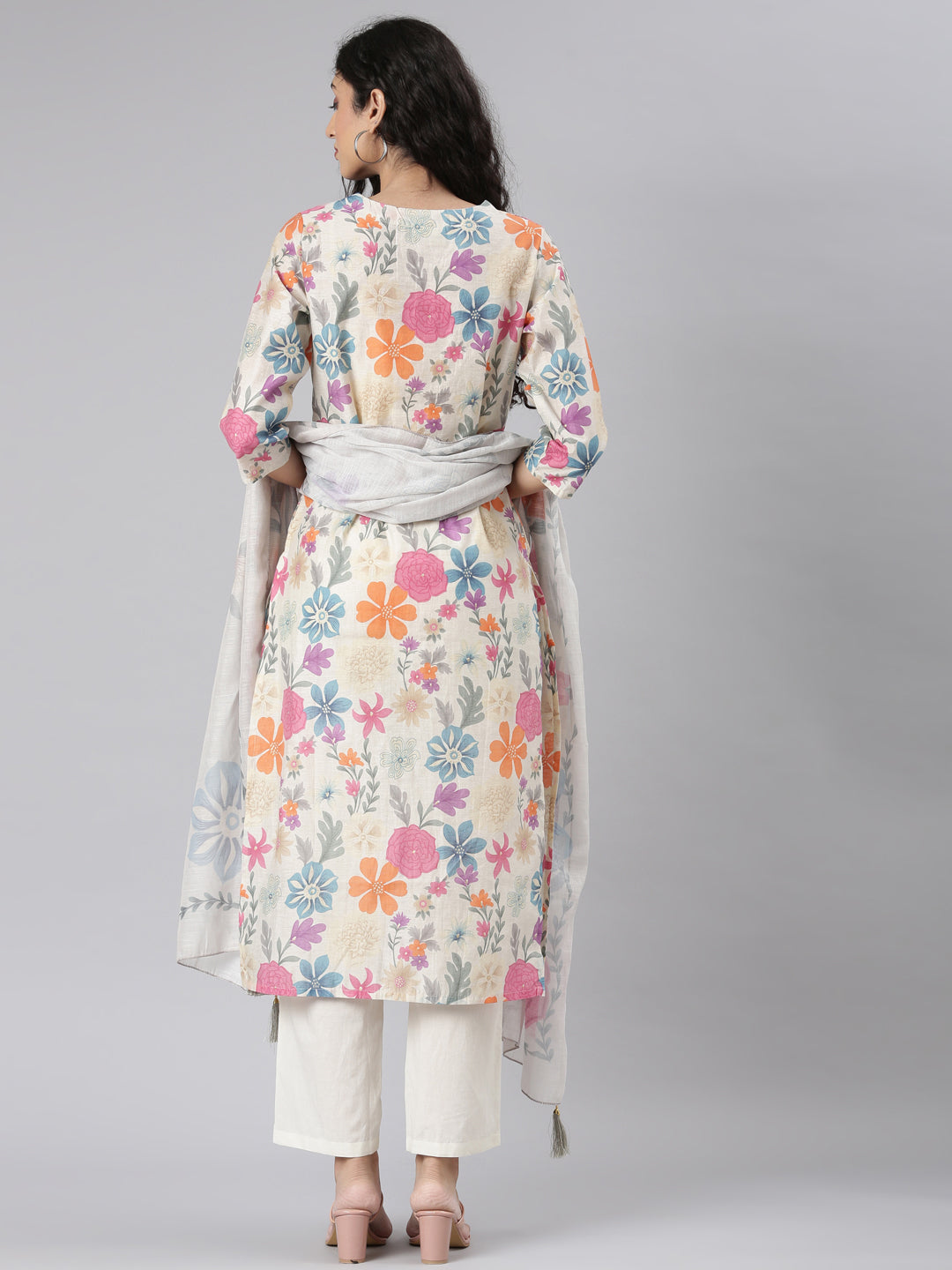 Neerus Multi Chanderi printed floral suit set - detail view 1