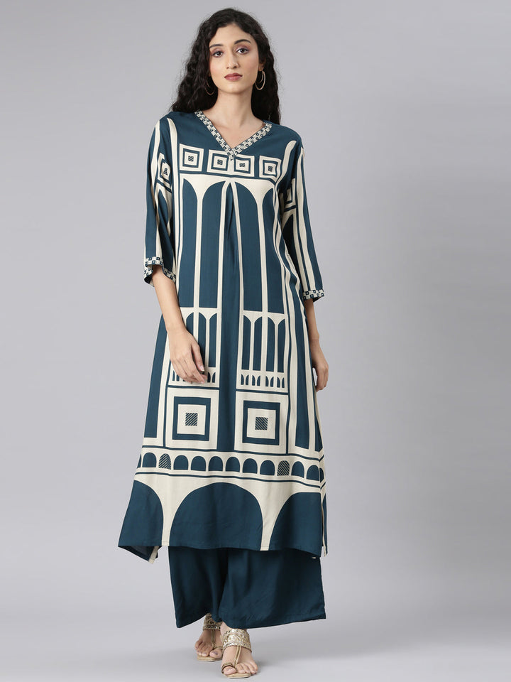 Neerus Green rayon straight kurta set - detail view 3