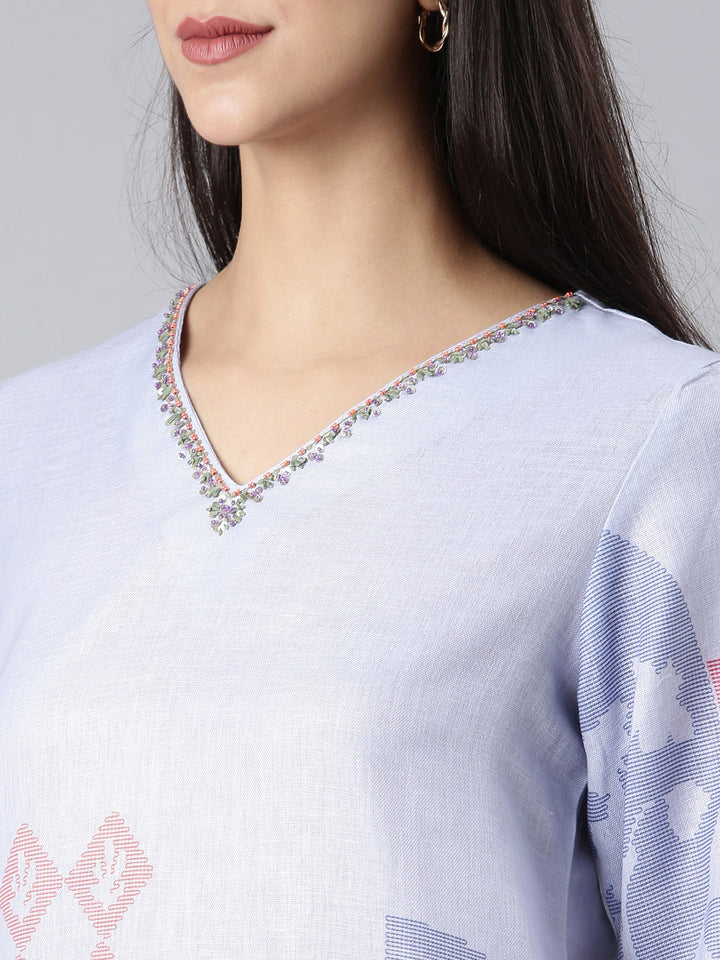 Neerus Lavender Solid Straight Kurta and Trousers With Dupatta