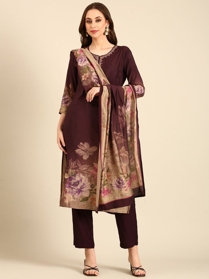Neerus Maroon muslin solid suit set - front view