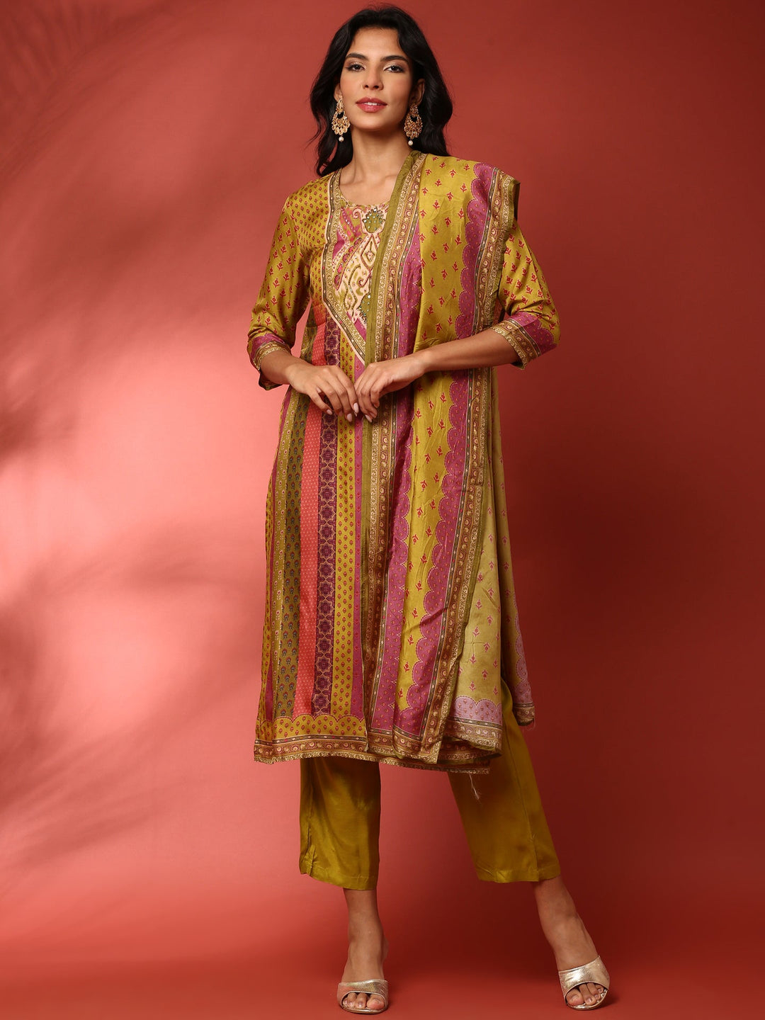 Neerus Multi Muslin Digital Printed Suit Set - back view