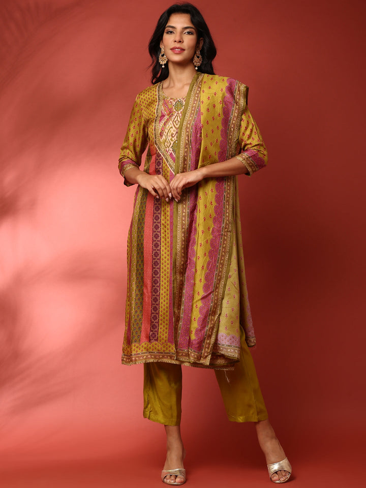 Neerus Multi Muslin Digital Printed Suit Set - back view