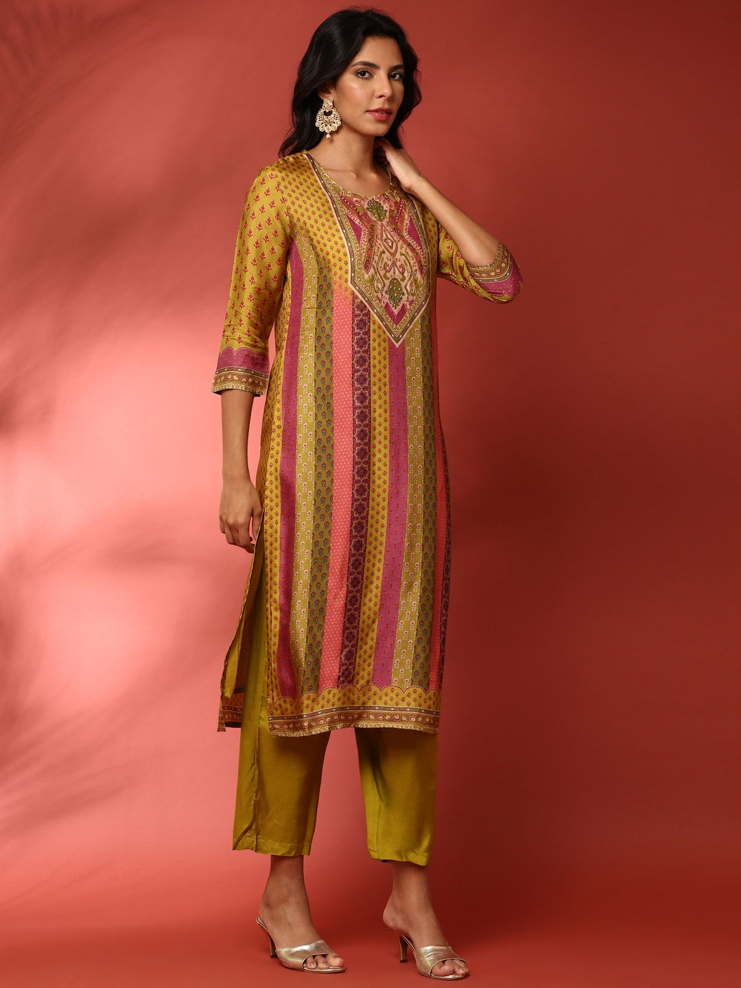 Neerus Multi Muslin Digital Printed Suit Set - side view