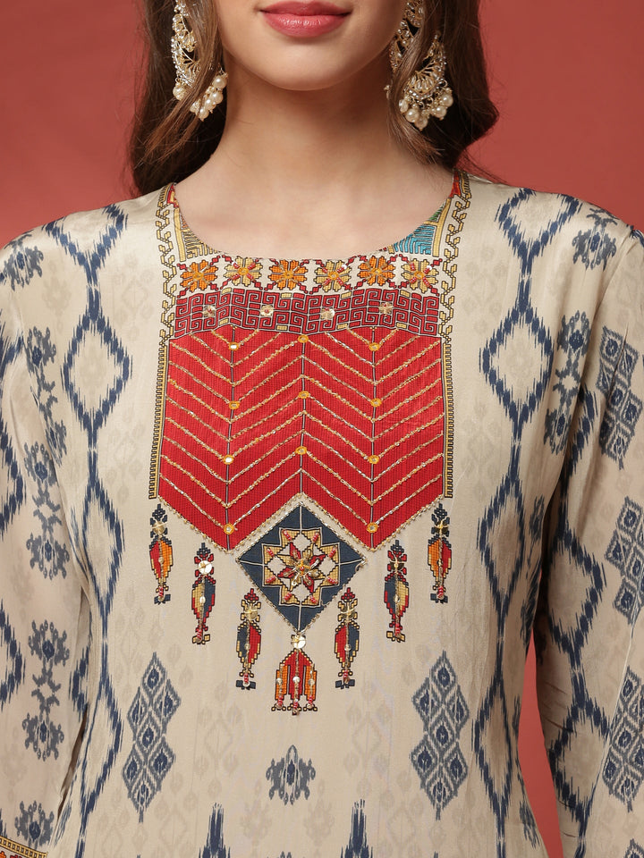 Neerus Grey crepe ikat printed suit set - detail view 1