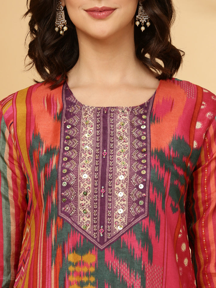 Neerus Pink silk straight suit set - detail view 1