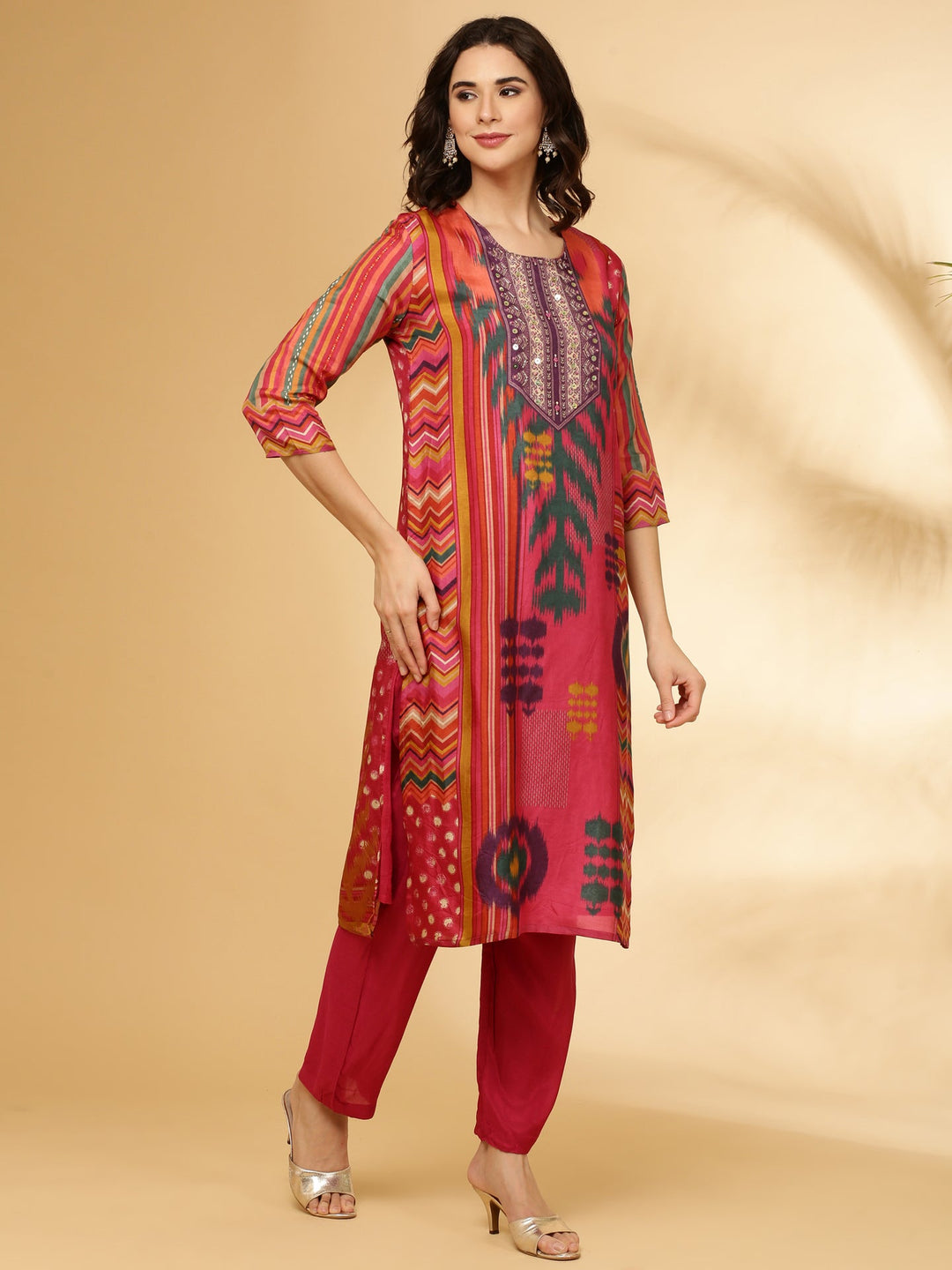 Neerus Pink silk straight suit set - back view
