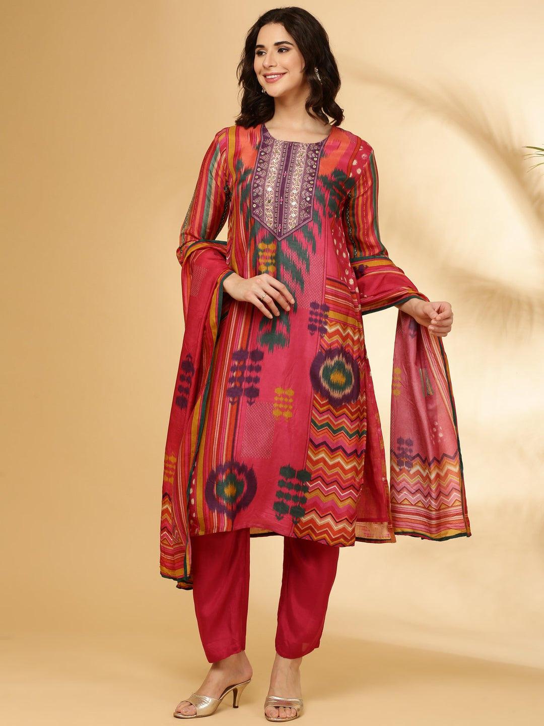 Neerus Pink silk straight suit set - front view