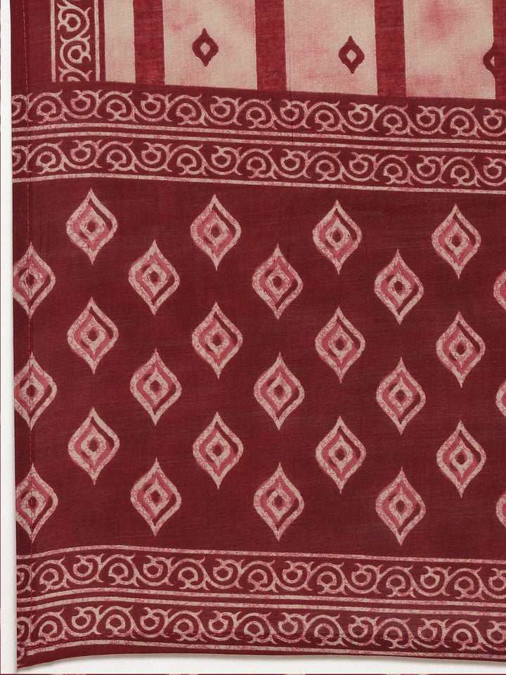 Neerus Maroon printed straight kurta set - detail view 4